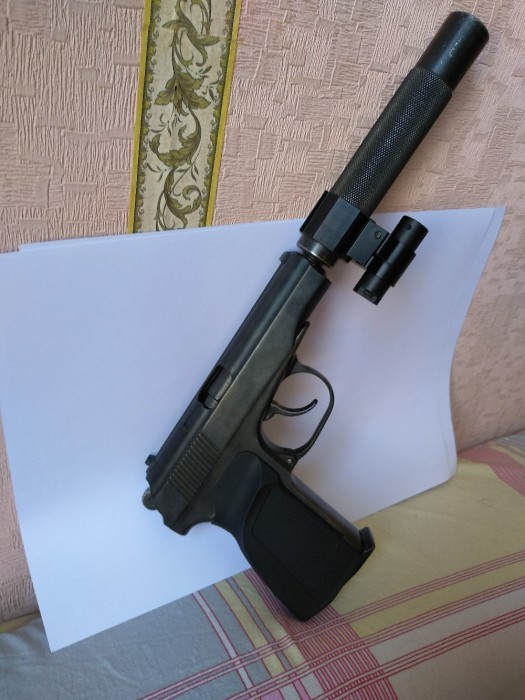 uKKB8Sj15tE.jpg