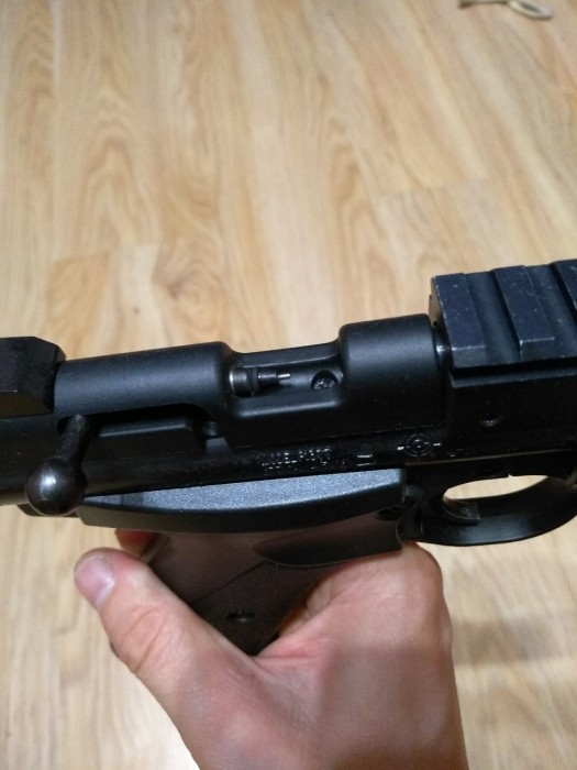 BfY-63EW5M8.jpg