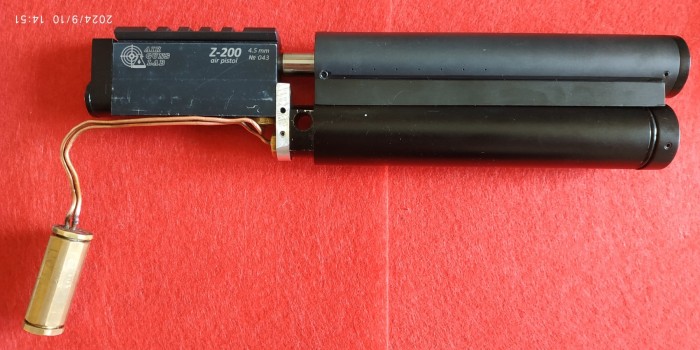 Z-200_00.jpg
