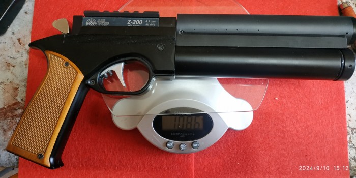 Z-200_06.jpg