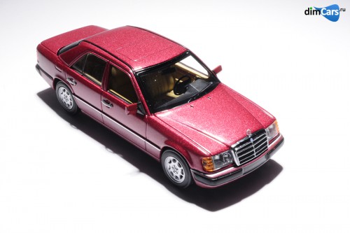mercedes-benz_minichamps_400037001_01.jpg