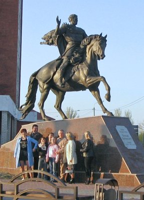 vseslav_monument2652_d183.jpg