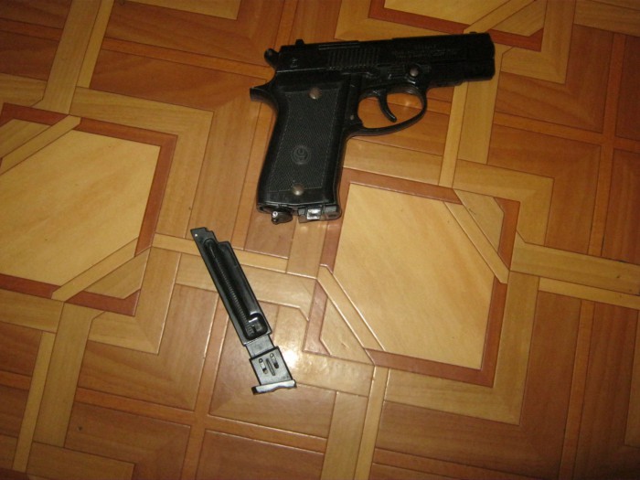 002.JPG