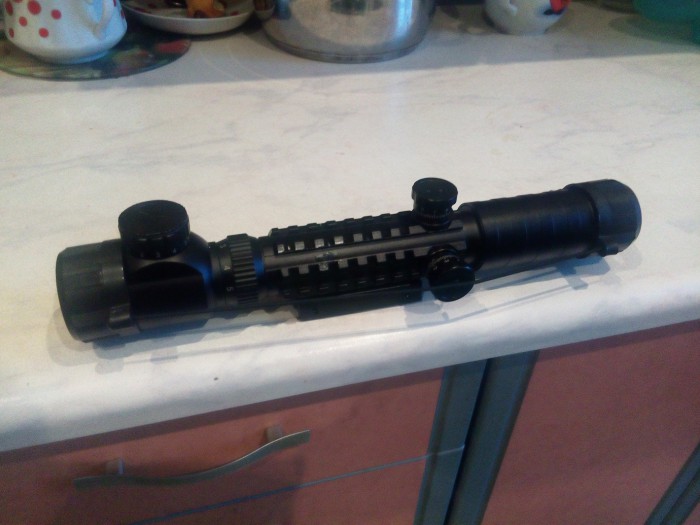 lmR5KxXWg-0.jpg